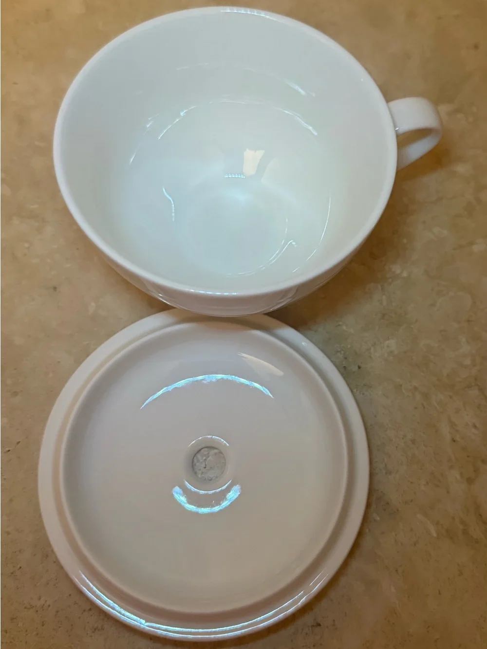 Tea Forté White Porcelain Tea Cup With Lid, 12 oz.